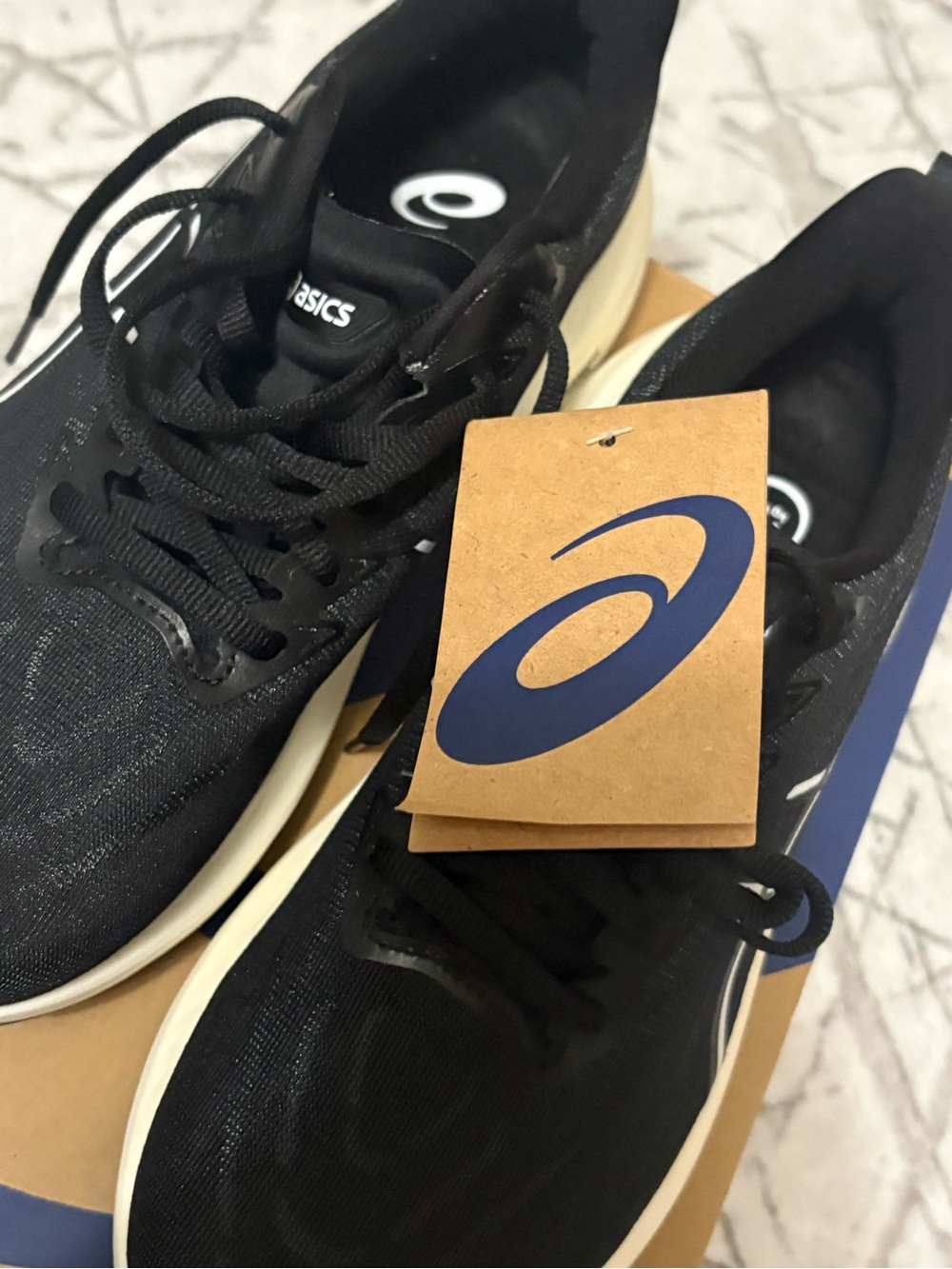 ASICS Women’s NEW NWT Black GT-2000 13 walk/running shoes. Size 8. - Picture 7 of 10